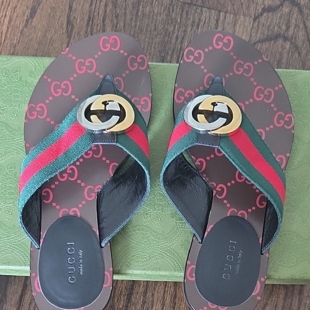 Gucci Brown Flip Flops with Red & Green Web Straps and Gold GG
